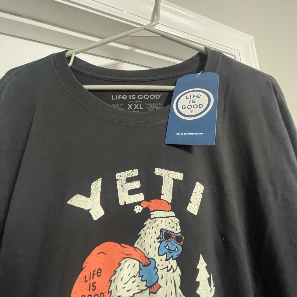 Life Is Good Crusher Tee in Charcoal